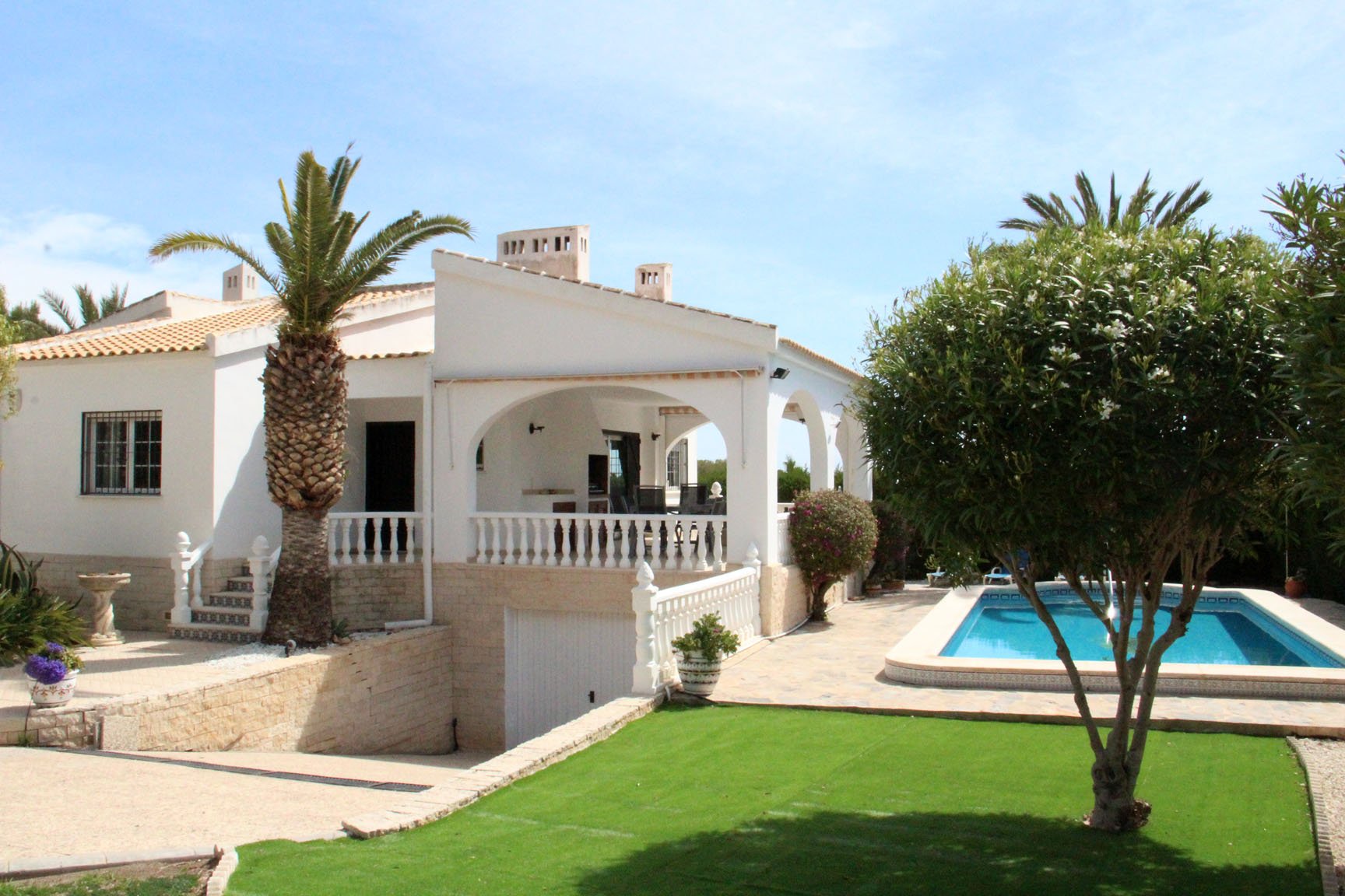 Perfect Holiday Villa In Villamartin