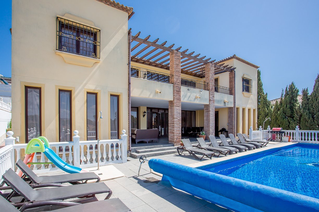 Amazing near Beach Villa in El Chaparral